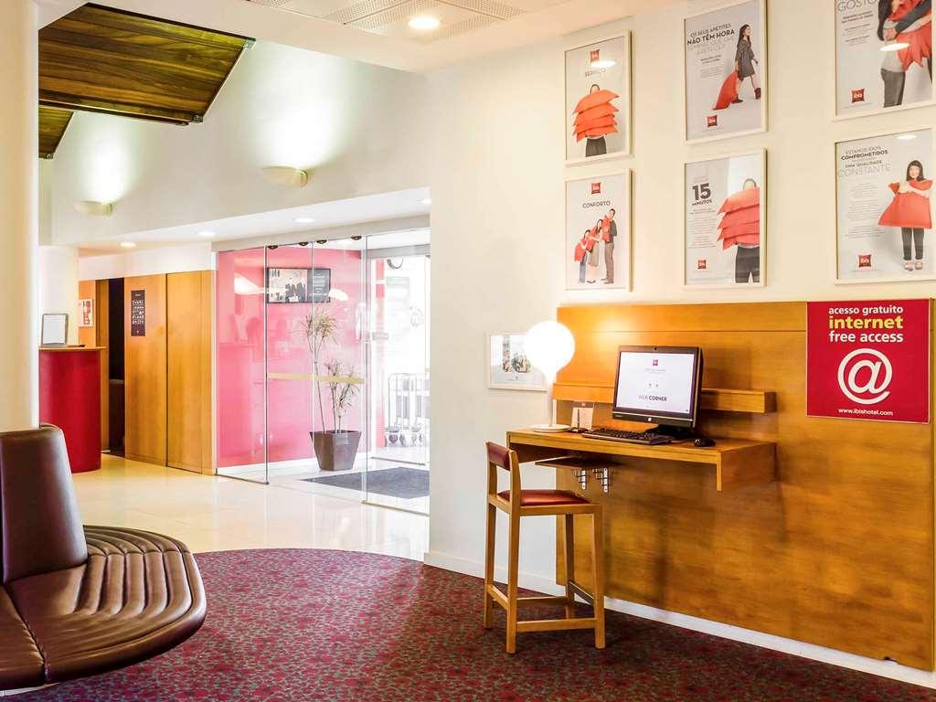 Hotel Ibis Сетубал Зручності фото
