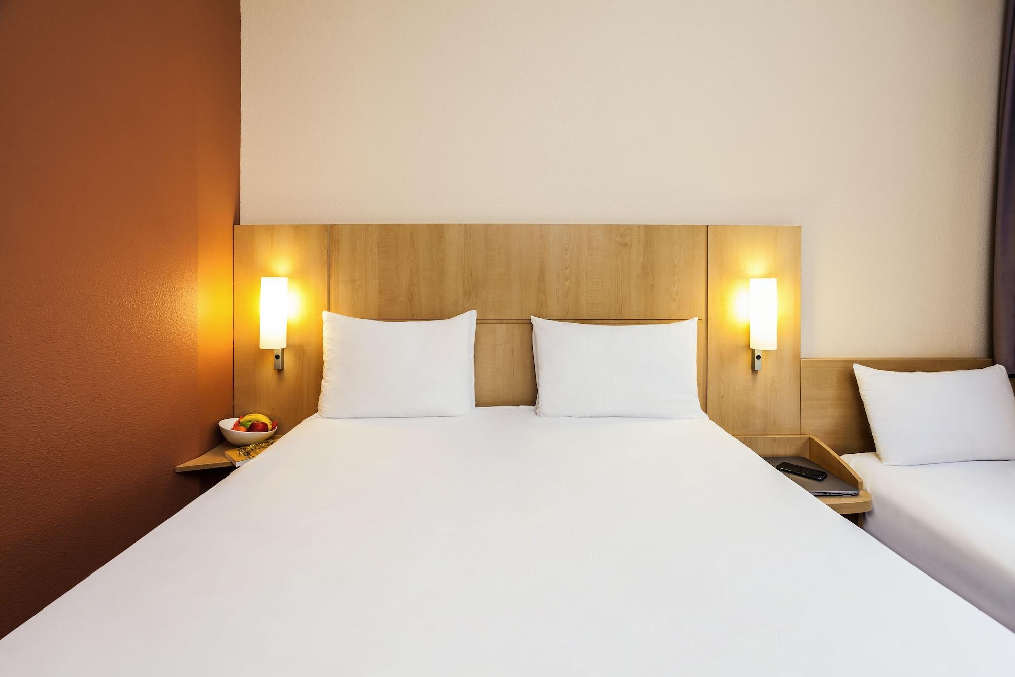 Hotel Ibis Сетубал Екстер'єр фото