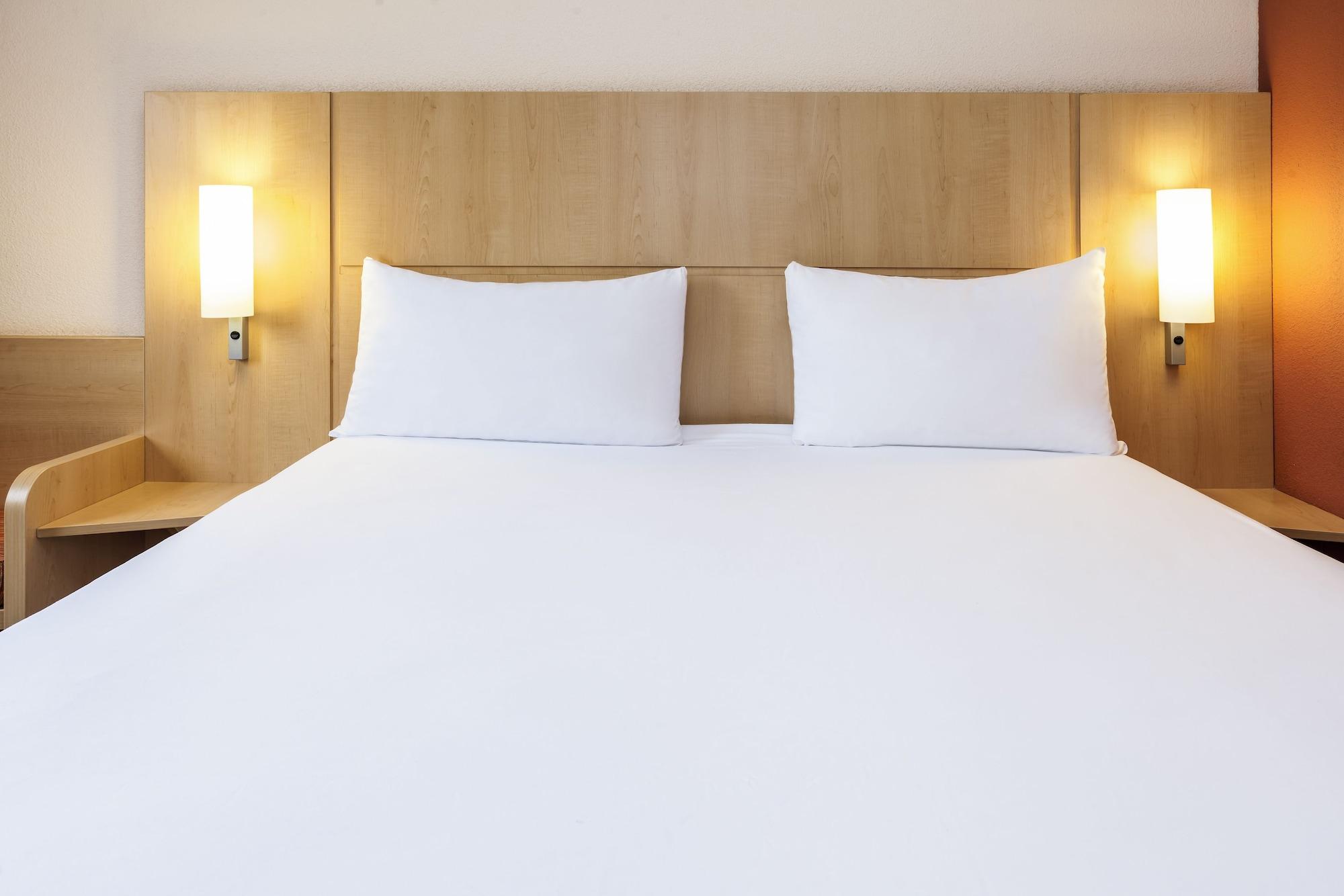 Hotel Ibis Сетубал Екстер'єр фото
