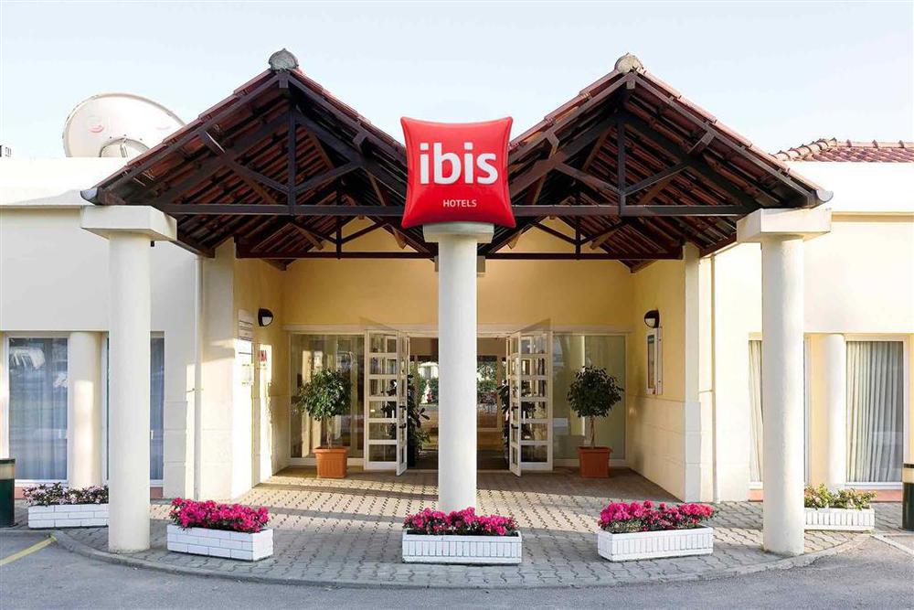 Hotel Ibis Сетубал Екстер'єр фото
